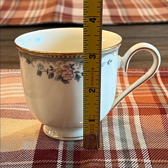 Lenox American Home Collection “Spring Vista” Fine China Teacup - Picture 12 of 16